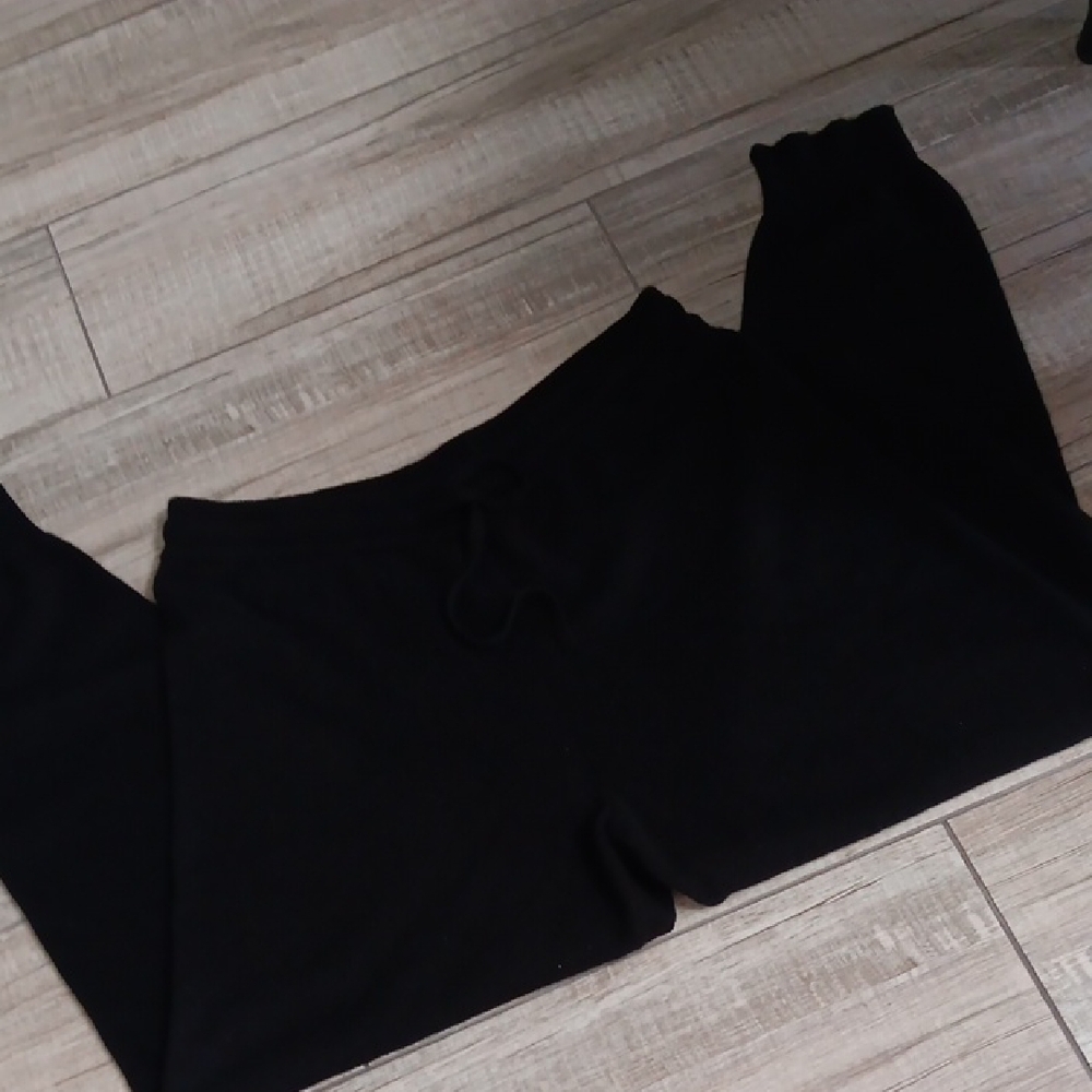 SAKS..CASHMERE JOGGERS..XL TALL